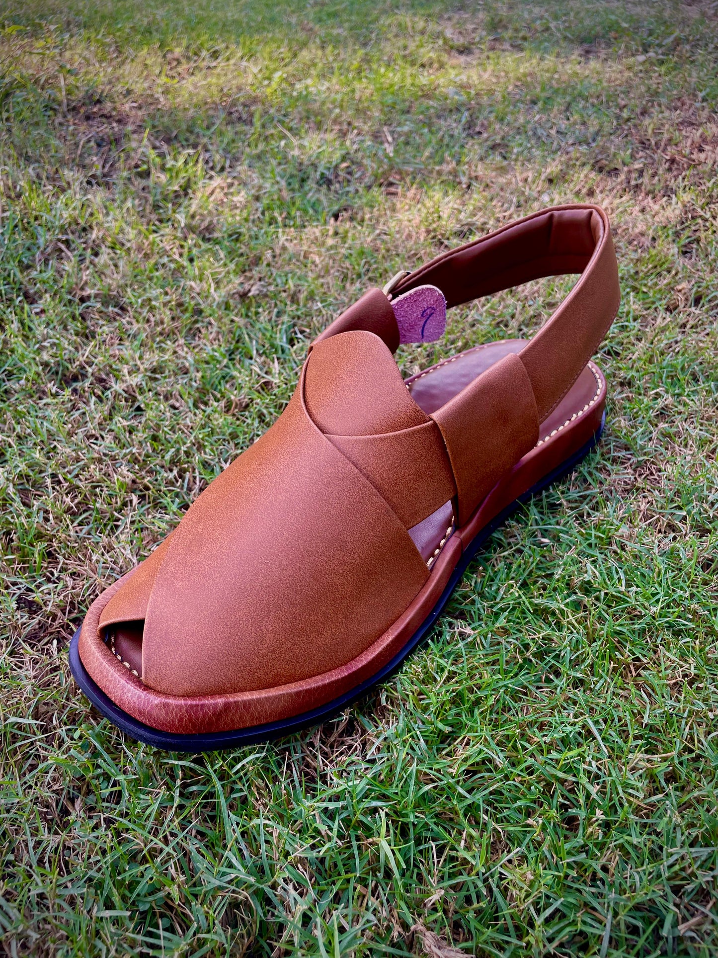 Round Shape Medicated Chappal (Akhrot)
