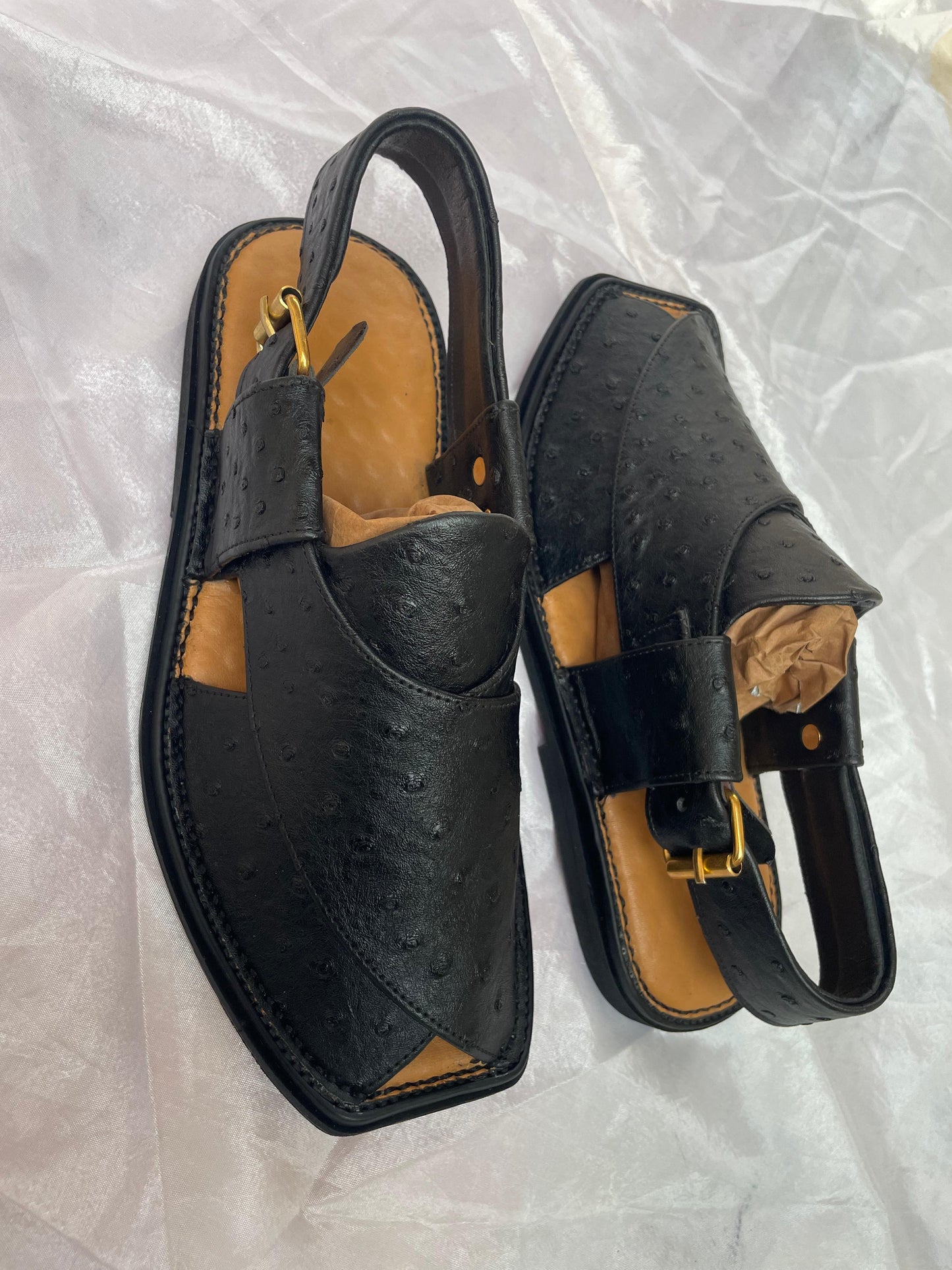 Traction shape Medicated  Peshawari  Chappal (Black)