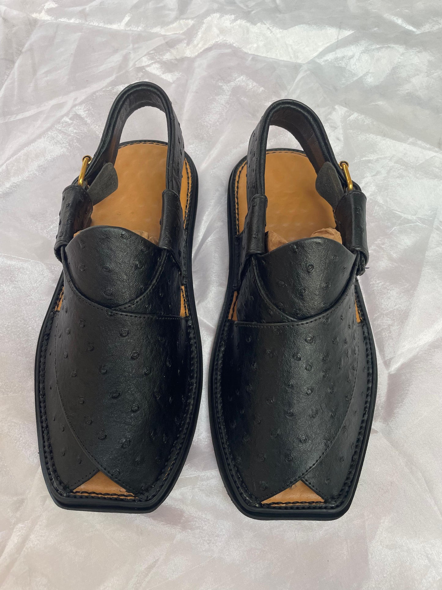 Traction shape Medicated  Peshawari  Chappal (Black)