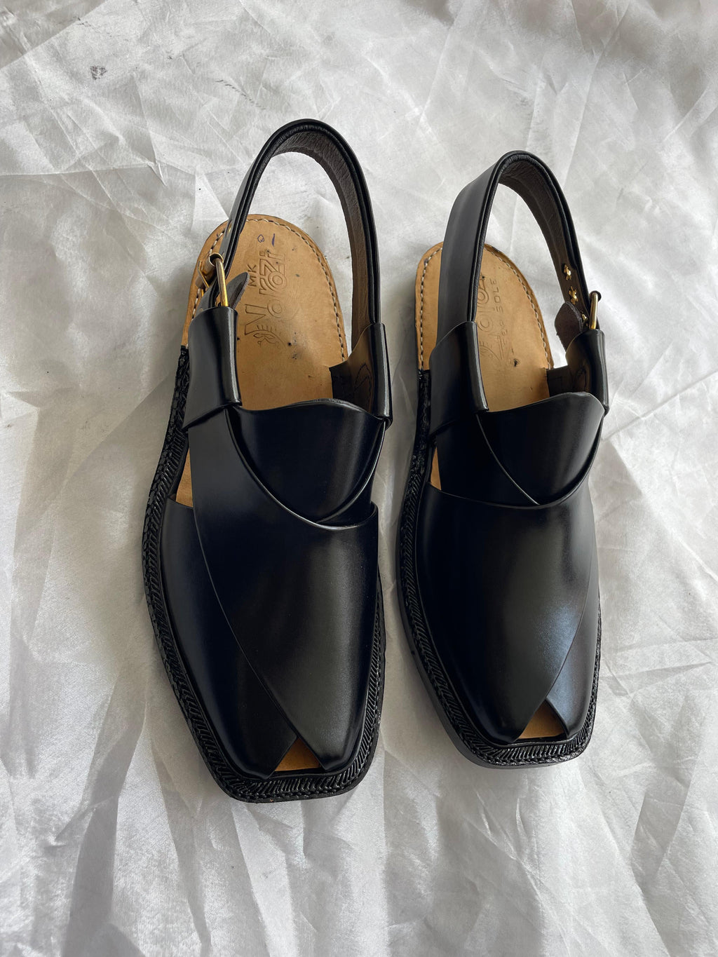 SMART Norozi Medicated Chappal (BLACK )